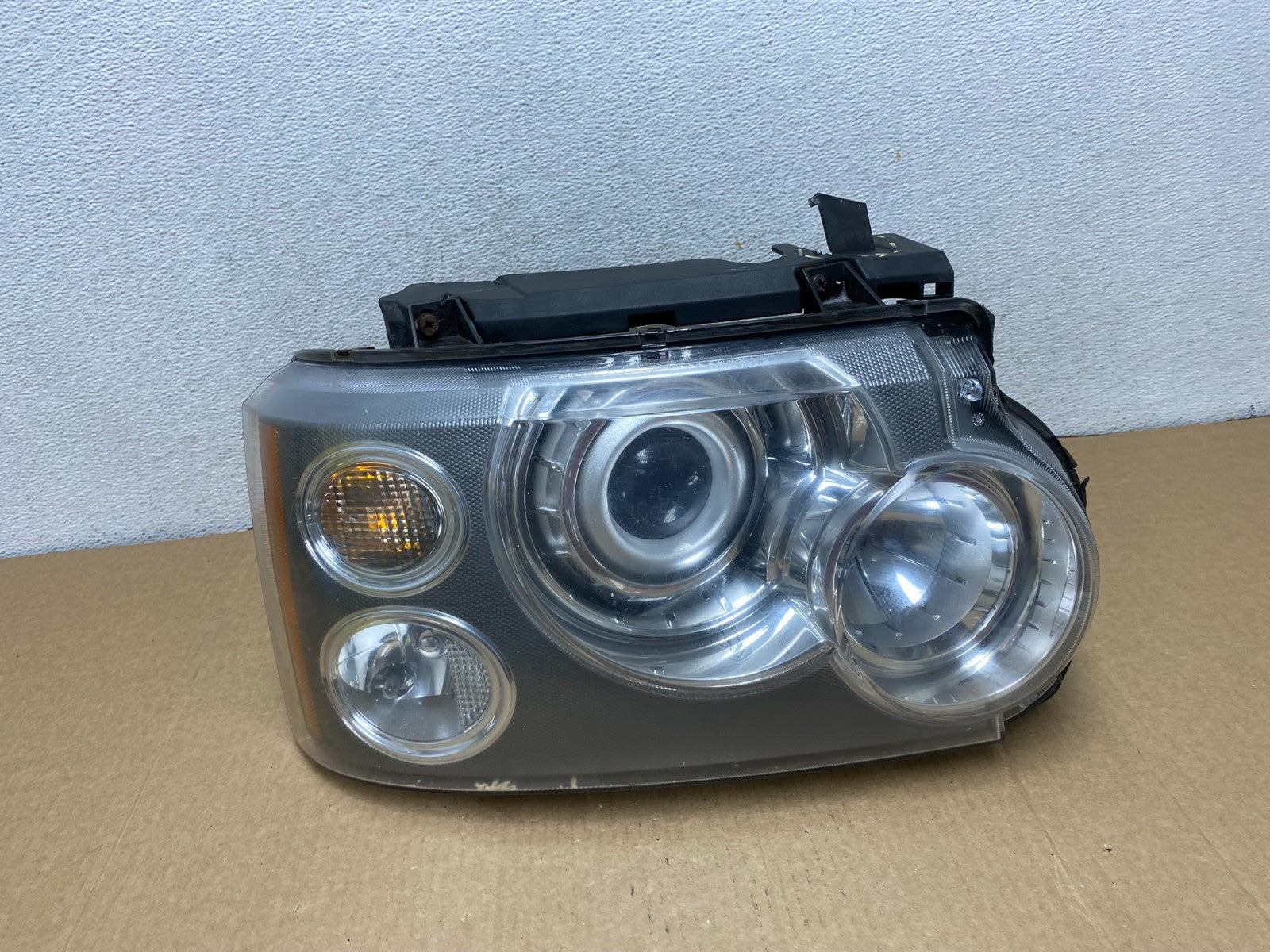 2006-2009 Land Rover Range Rover Right Passenger Xenon Headlight AG1982 DW0