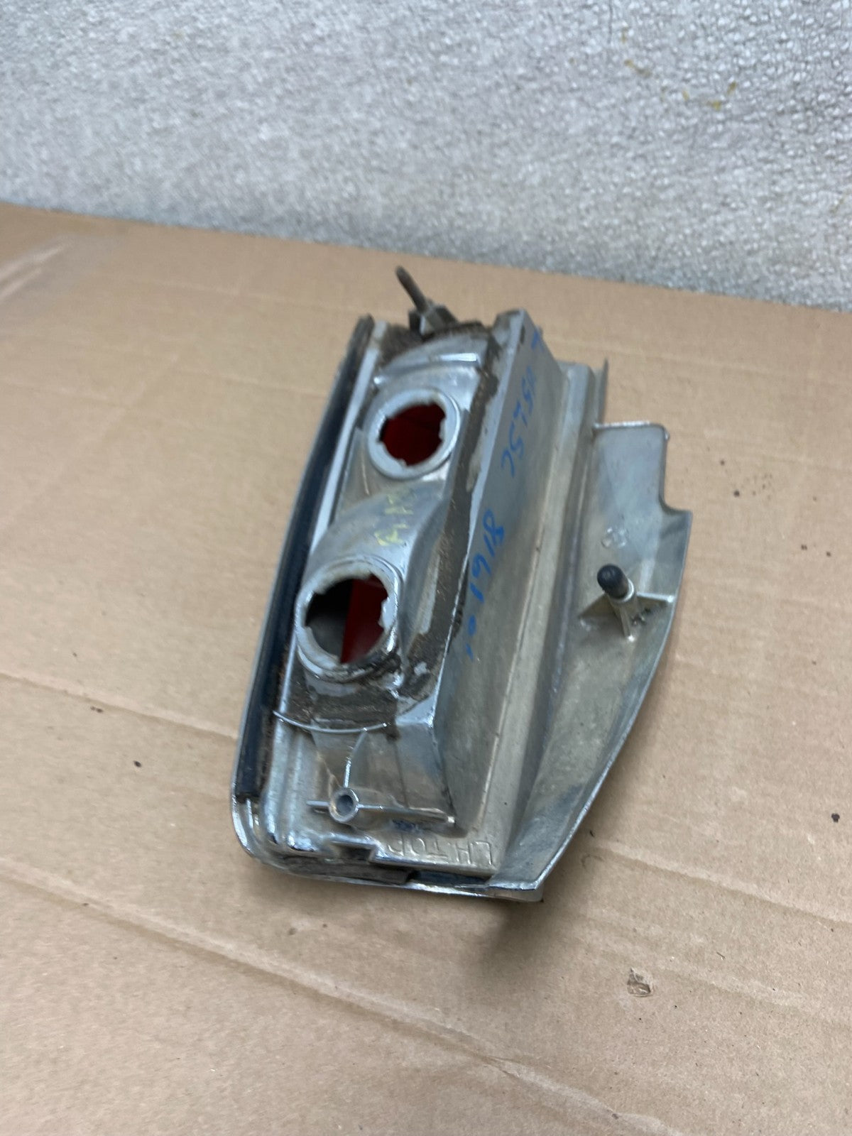 1984 to 1992 Lincoln Mark VII Driver Left Side Tail Light OEM AA5499 LK6