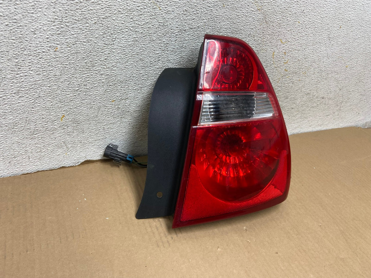 2004 to 2008 Chevrolet Malibu Right Passenger Rh Side Tail Light AH2988 LK1