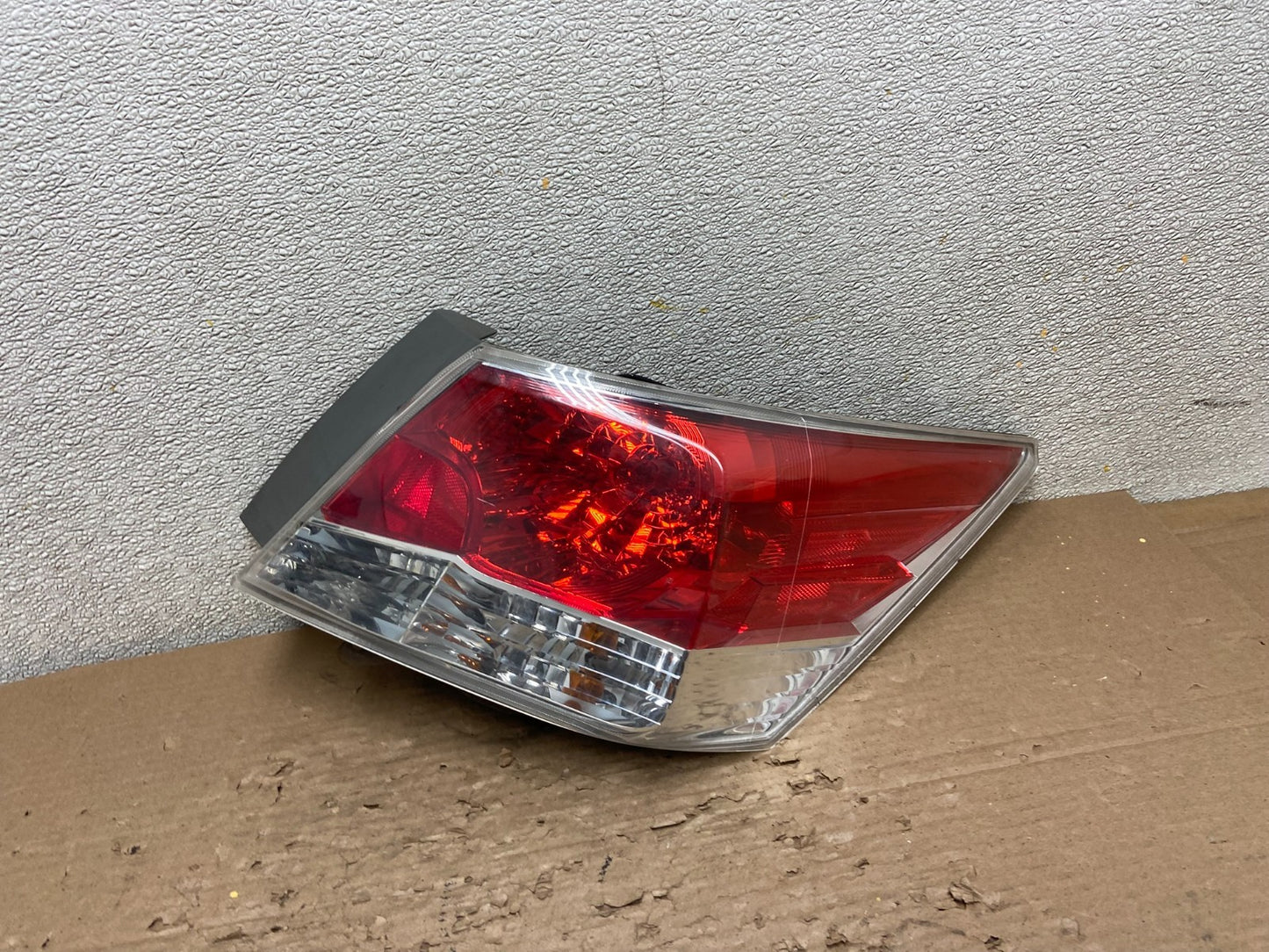 2008 to 2012 Honda Accord Sedan Tail light Right Passenger RH Side AB1669 DW0