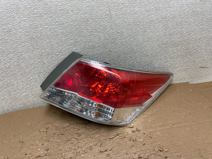 2008 to 2012 Honda Accord Sedan Tail light Right Passenger RH Side AB1669 DW0