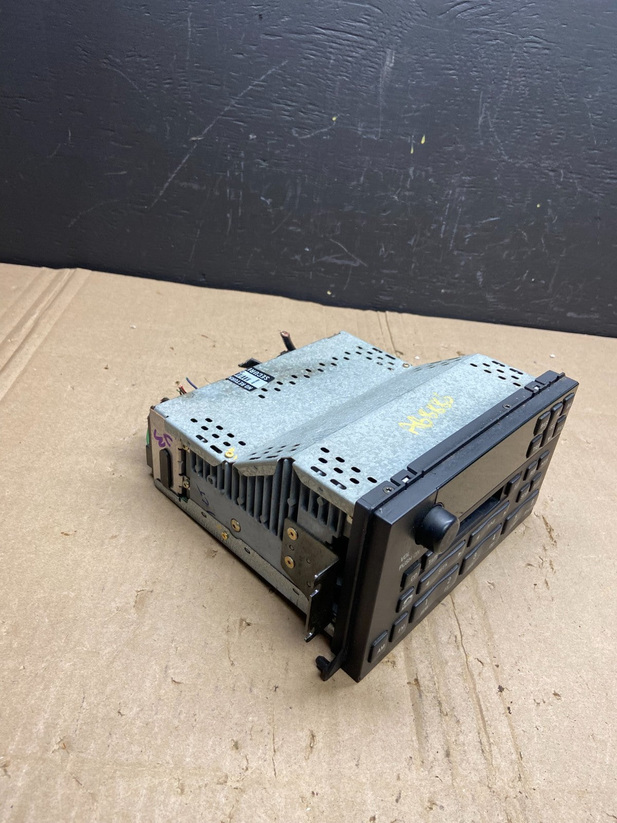 1999-2002 Lincoln Continental Factory Cassette Player Radio OEM ab8886 DG1