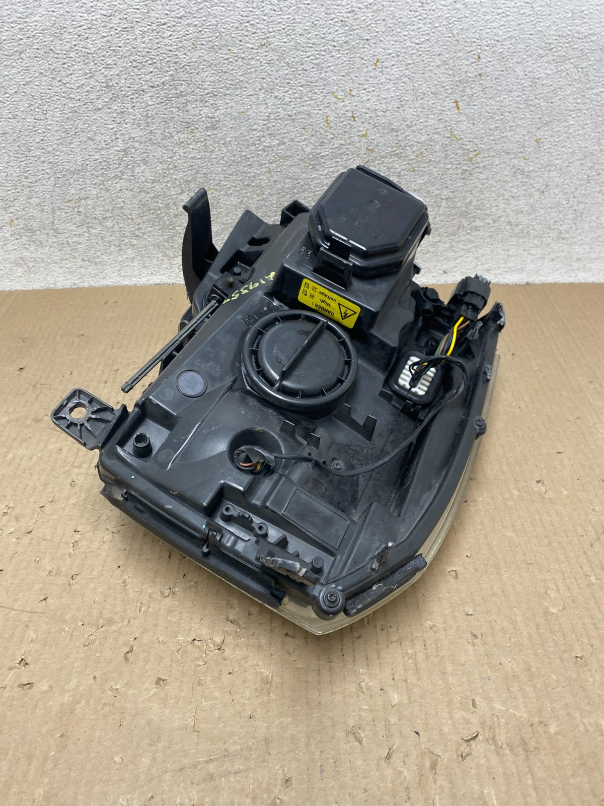 2007 - 2014 Cadillac Escalade Left Driver LH Side Xenon HID Headlight AI9653 LK6