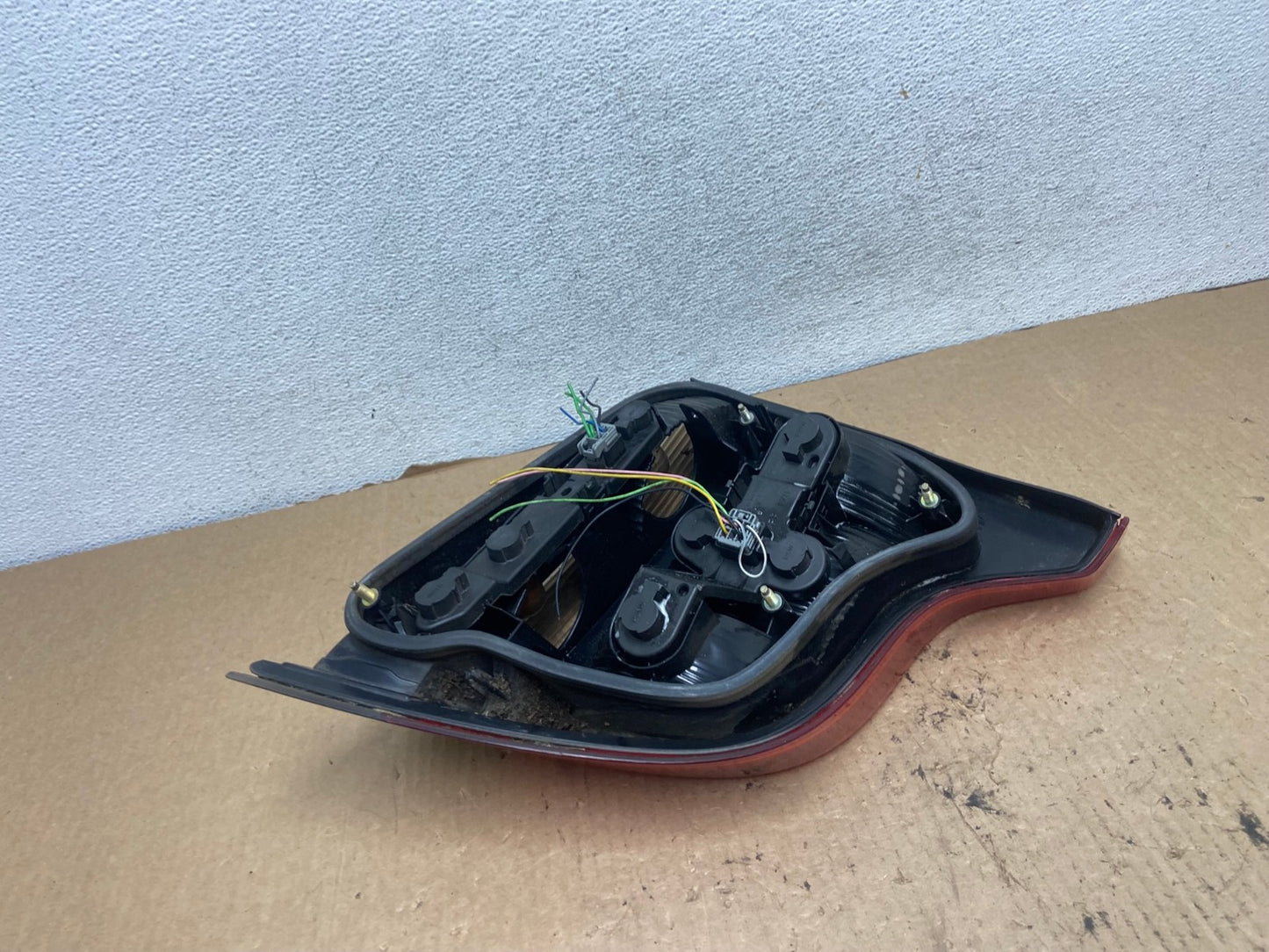 2001 to 2004 Volvo S60 Left Driver LH Side Tail Light AG2352 LK5