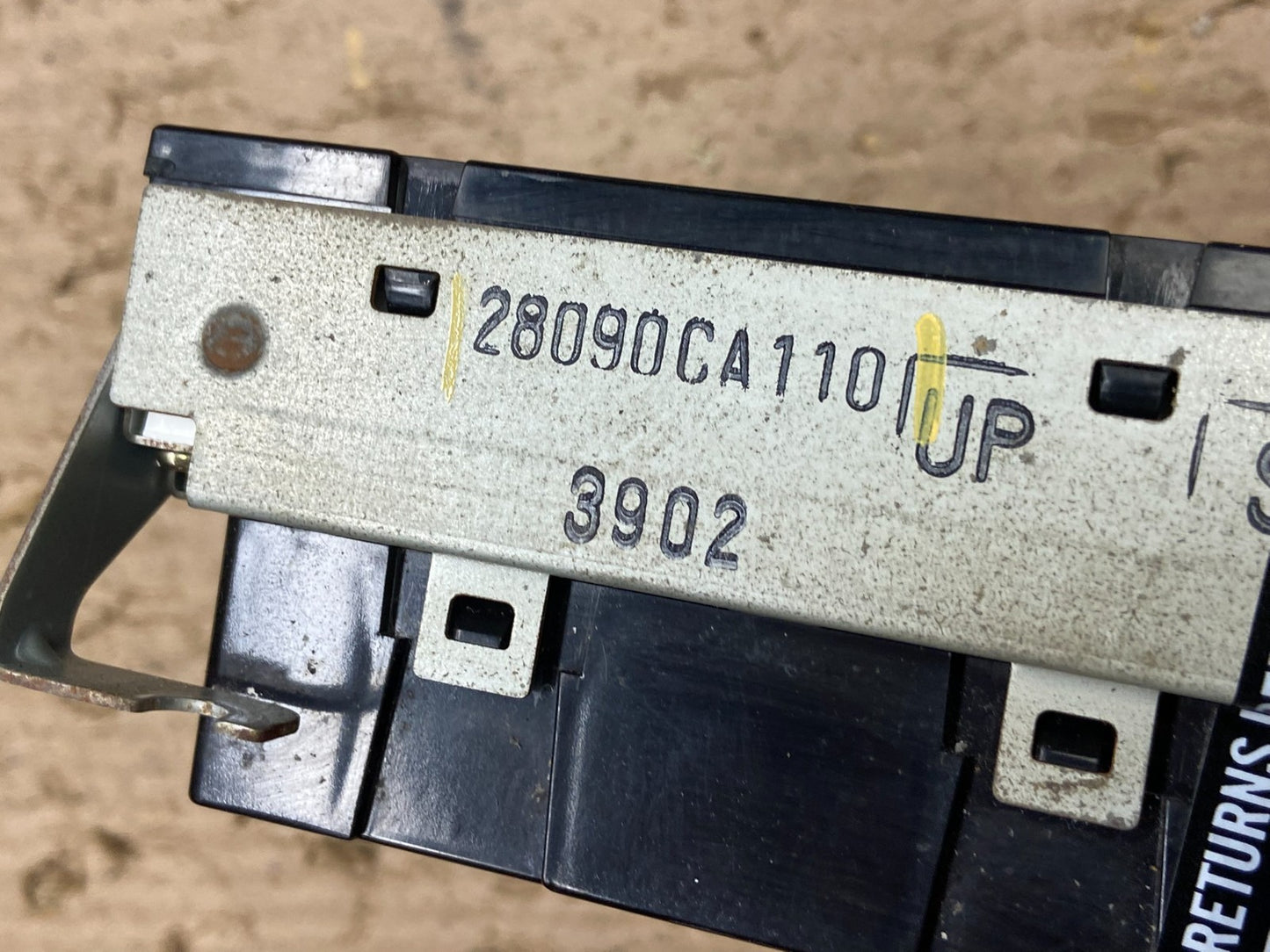 2003 - 2004 Nissan Murano AM FM Radio Screen Display Oem Y7958 DG6