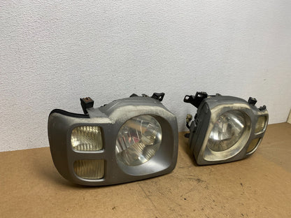 2002 2003 2004 Nissan Xterra Left+Right Side Headlights OEM AC3484 DW2