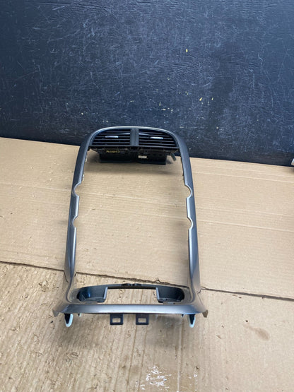 2013-2015 Chevrolet Malibu Center Dash Radio Switch Air Vent Trim Bezel AG01382