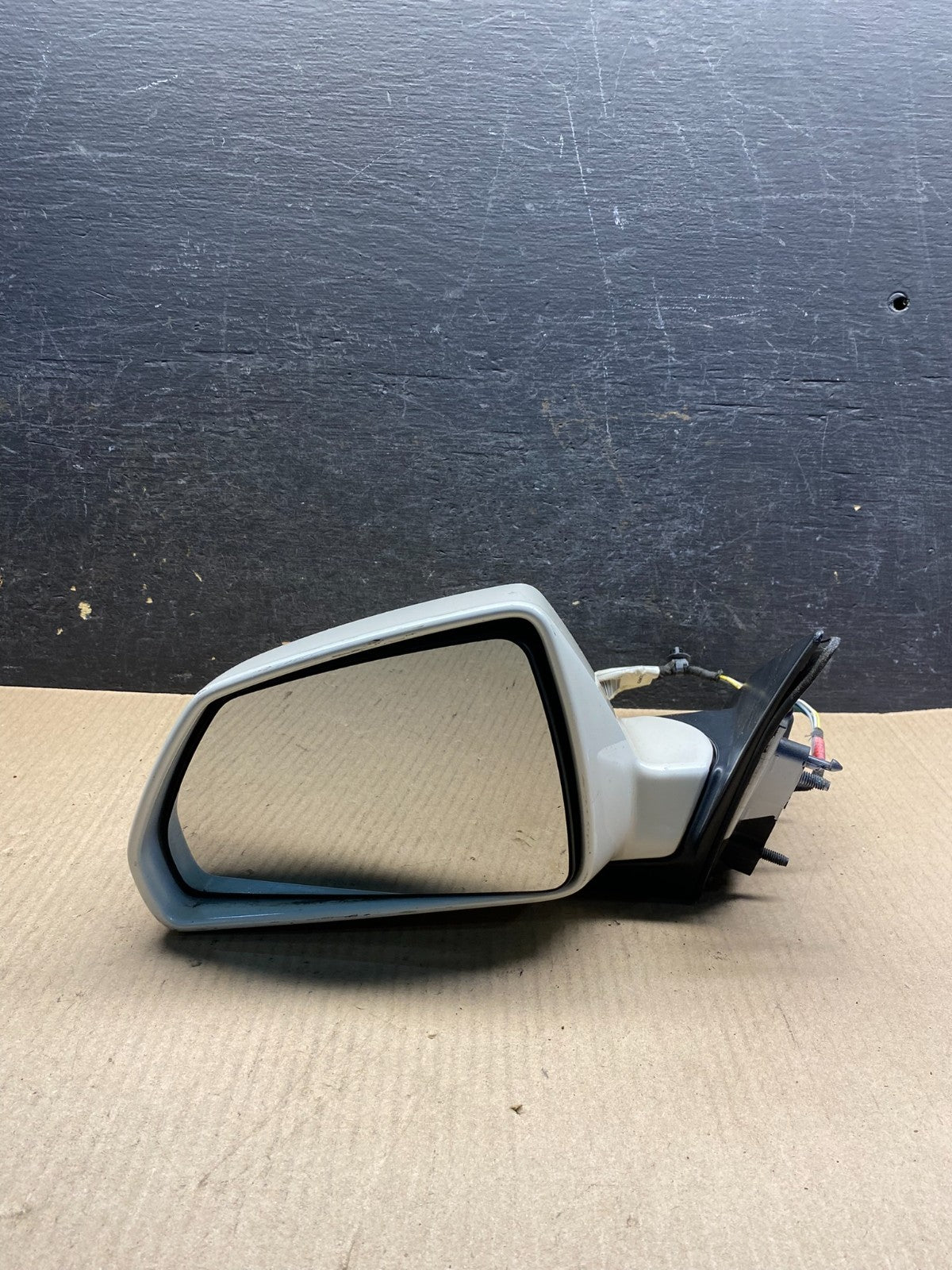 2008 to 2014 Cadillac CTS Left Driver Lh Power Door Mirror AI5366 DW9