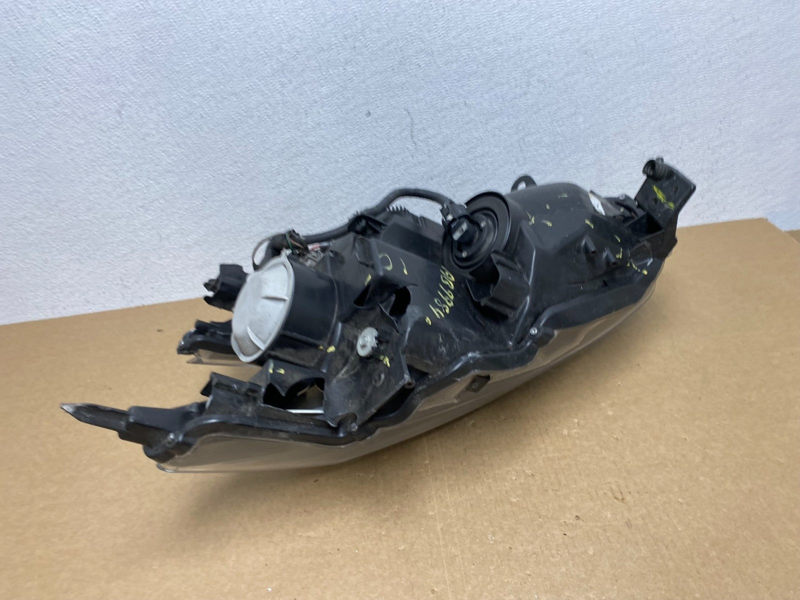 2009 - 2014 Nissan Maxima Headlight Right Passenger Xenon HID Oem AB9984 DW11