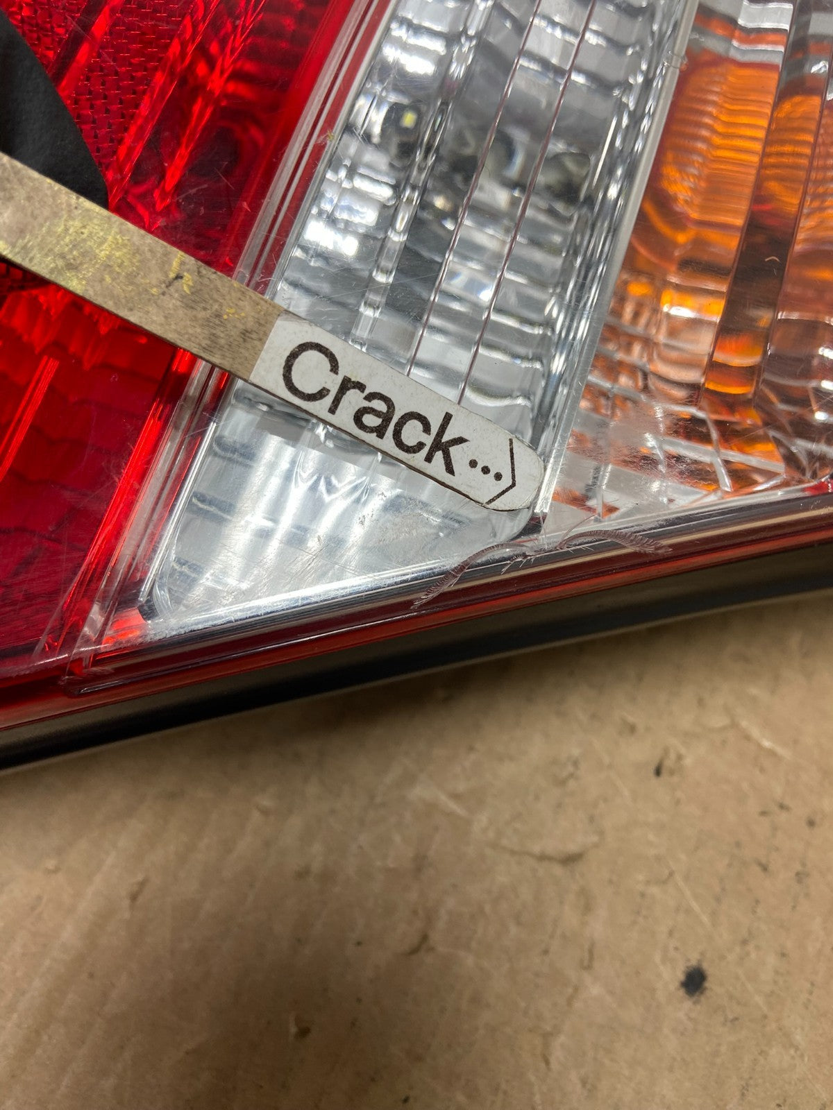 2002 2003 2004 Toyota Camry Left Driver LH Side Tail Light AF9641 DW4
