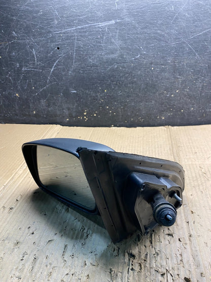 2003 to 2009 Kia Sorento Left Driver LH Door Mirror  OEM X4488 MS7