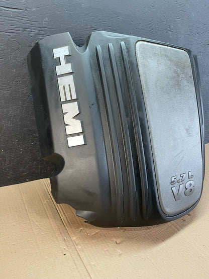 2011 to 2016 Jeep Grand Cherokee 5.7L Hemi Engine Cover Plastic Shield AD8631 DG2