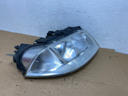 2001-2005 Volkswagen Passat Right RH Halogen Headlight AD4021 DW2