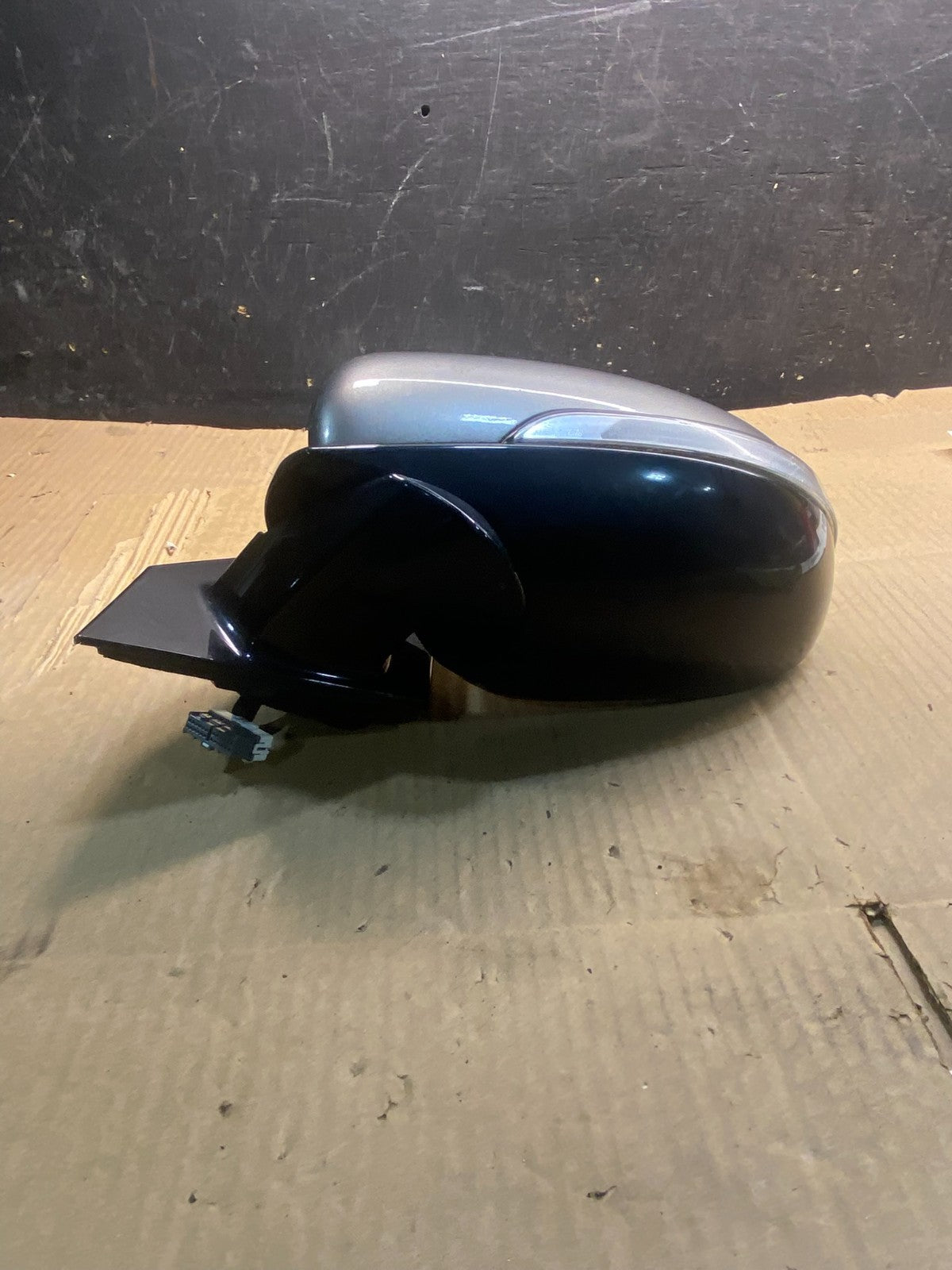2011 - 2015 Kia Sorento Left Driver Lh Side Door Mirror Turn Signal Oem Y3581 DG0