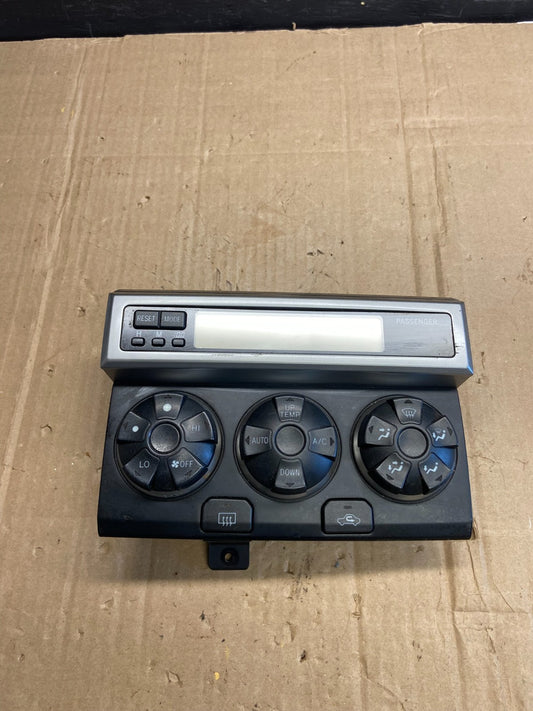 2003 to 2009 Toyota 4Runner Center Dash Climate Control Panel AD7258 DG0