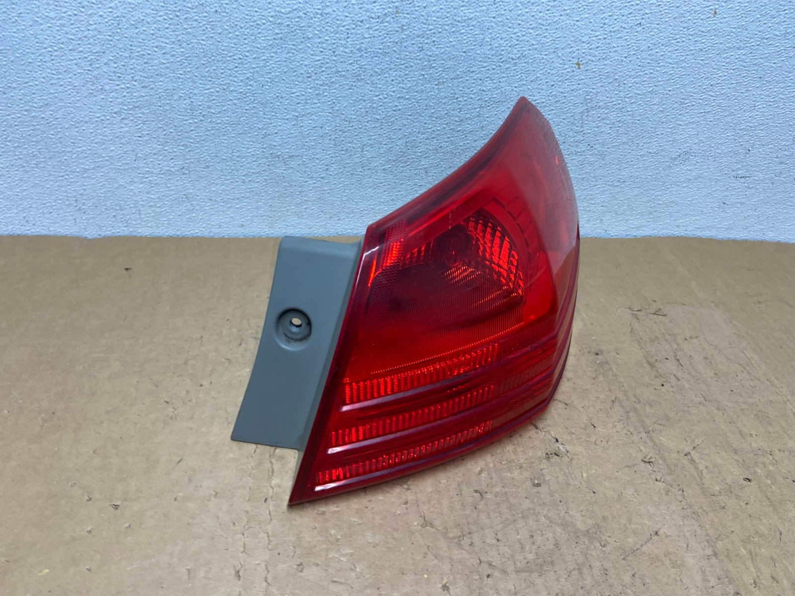 2008 to 2015 Nissan Rogue Right Passenger Rh Side Tail Light AD1372 LK2