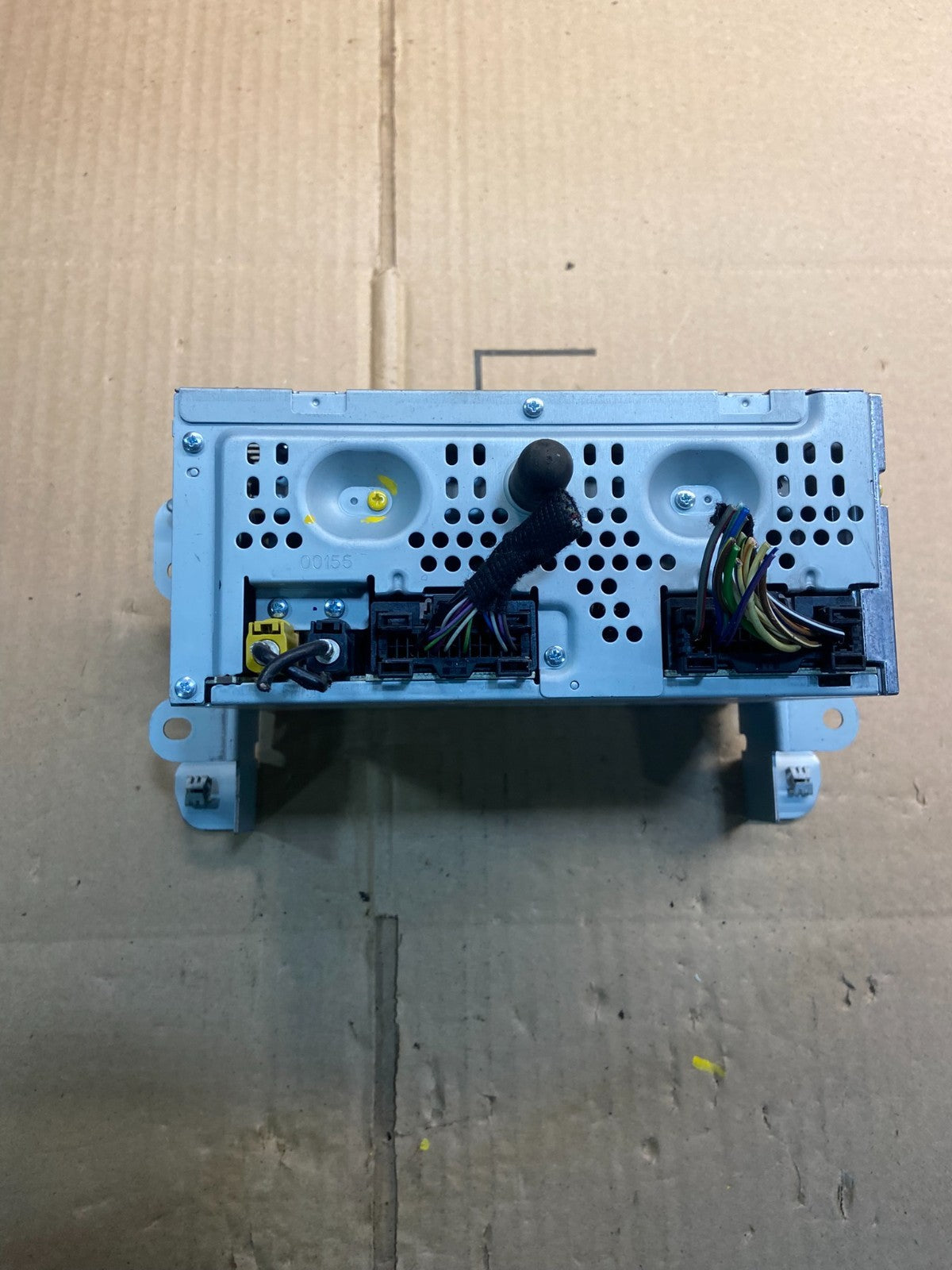 2016 Ford Explorer Am Fm Cd Player Radio Receiver DE9T-19C107-NC y4408 DG1