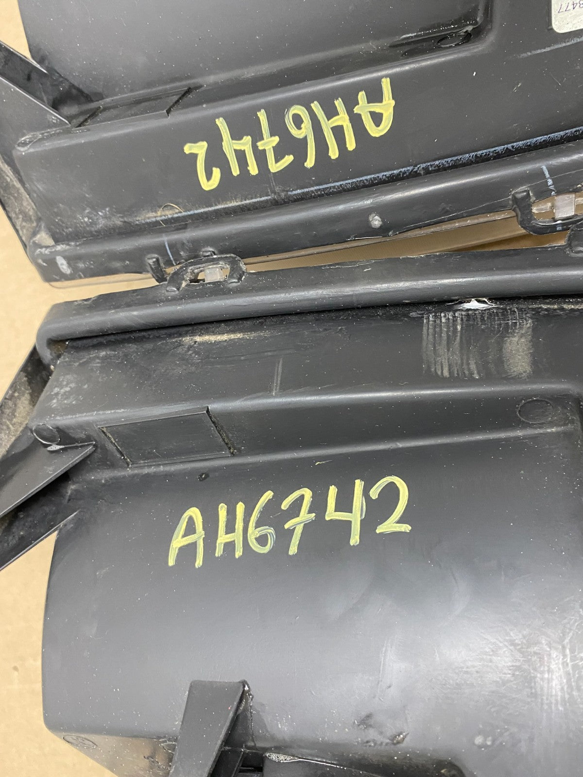 2007 to 2014 Chevrolet Silverado Left+Right Side Headlights AH6742 DW11