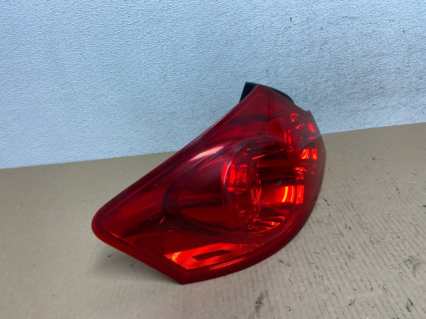 2007 to 2013 Infiniti G35 G37 Sedan Left Driver LH Side Tail Light AE7328 LK2