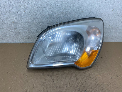 2007 to 2010 Kia Sportage Left Driver LH Halogen Headlight P8827 DW0