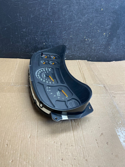 2003 to 2006 Chevrolet Silverado Speedometer Instrument Cluster AF2795 DG1