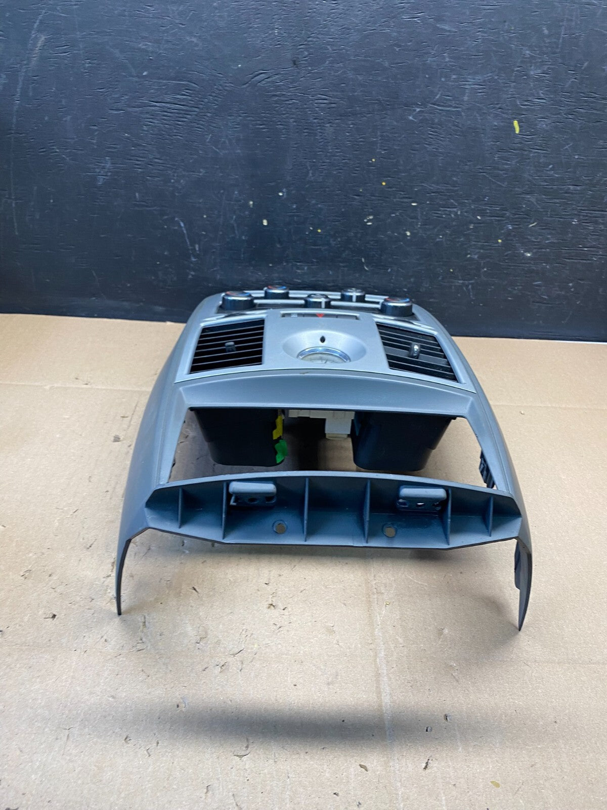 2008 - 2010 Dodge Grand Caravan Radio Bezel Climate Control Heat Heater L8944 DG3