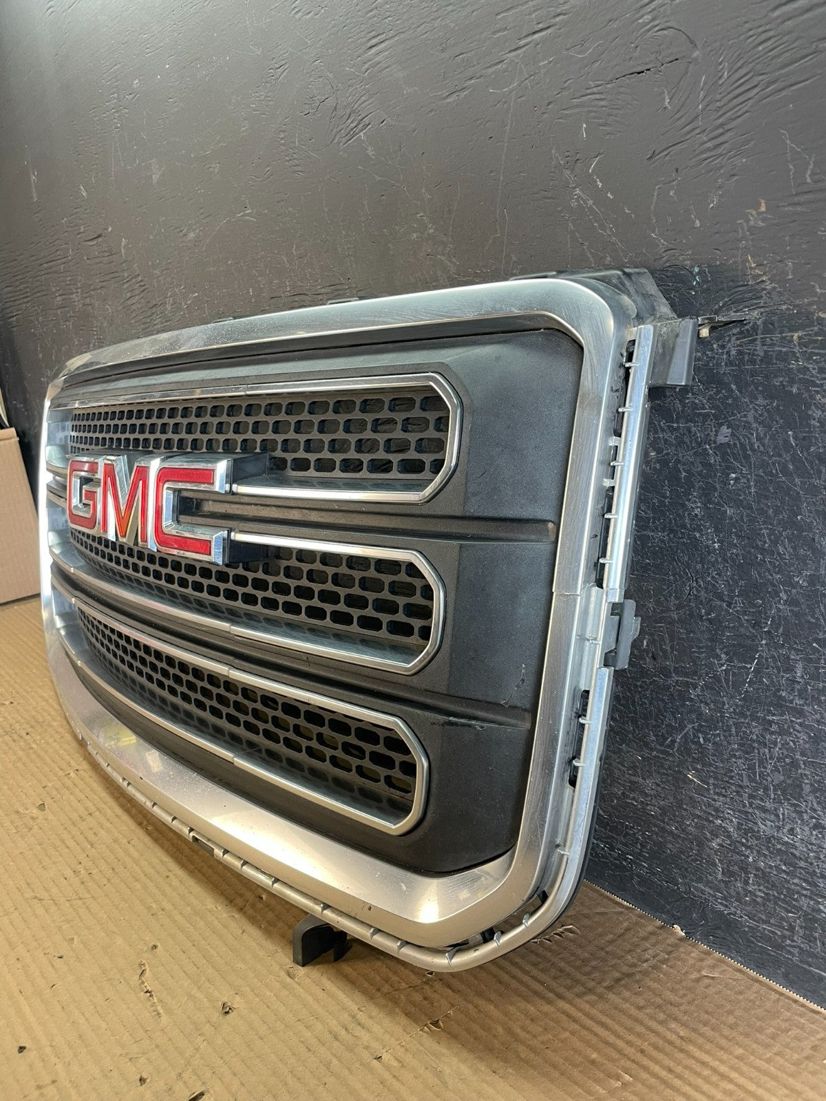 2013 2014 2015 GMC Acadia Front Upper Grill Grille AF3515 DW1