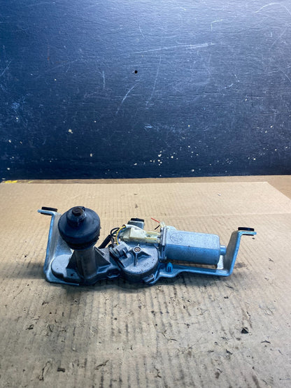 2003 to 2005 Subaru Forester Rear Wiper Motor 86510SA070 Z4777 PS1