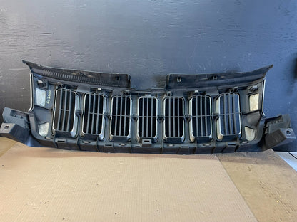 2011 to 2013 Jeep Grand Cherokee Front Upper Grill Grille OEM AC2001 DG5