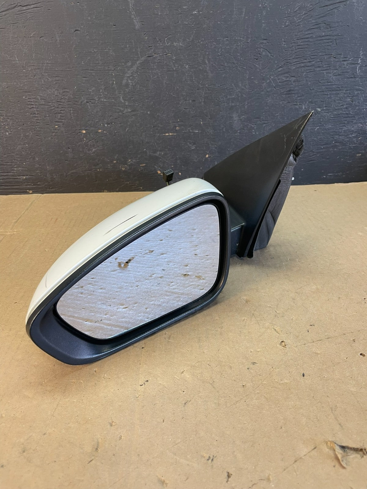 2015 2016 2017 Chrysler 200 Left Driver LH View Door Mirror AD5670 DW2