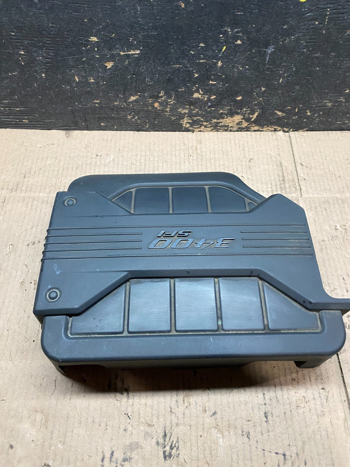 2004 2005 2006 Chevrolet Equinox Engine Cover 3.4L W4603 DG1
