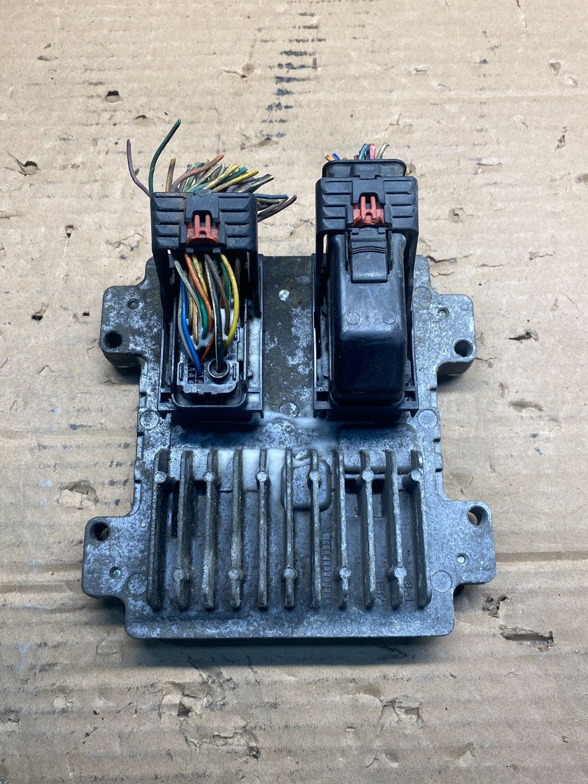 2007 to 2011 Chevrolet Cobalt HHR Ecu Engine Control Module Unit Ecm ad9375 DG0