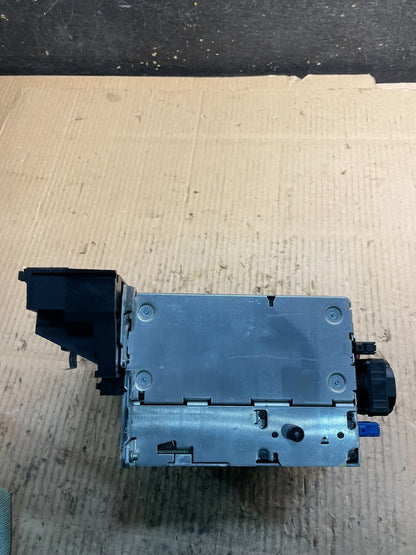 2007 -  2013 BMW X5 X6 AM FM Radio CD Player Changer Navi Audio Unit y1097 DG1
