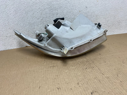 2005 to 2008 Pontiac Vibe Left Driver LH Side Headlight Halogen AG7975 DW6