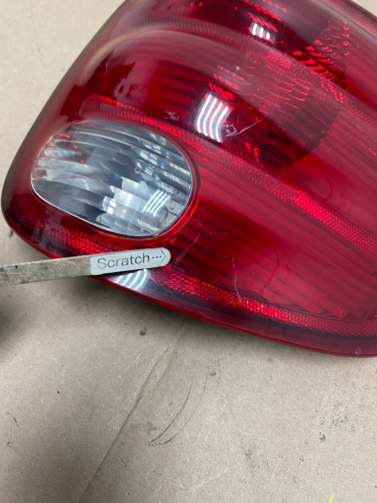 1997 to 1999 Ford F150 F-150 Left Driver LH Side Tail Light Oem Q4380 DW5