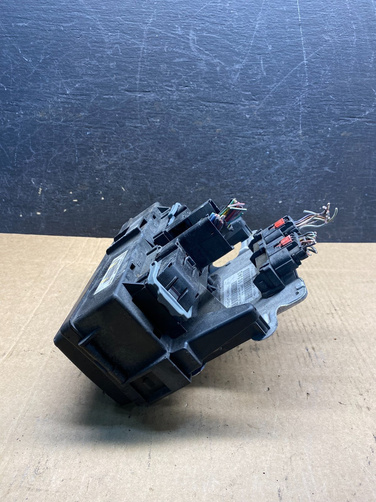 2007 2009 Dodge Durango Fusebox Fuse Box Body BCM Module 04692097AC ah3135 DG3