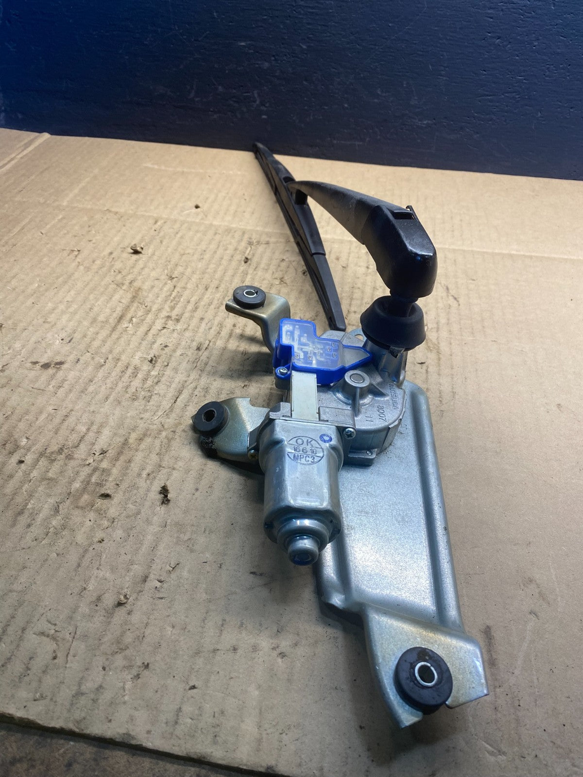 2014 to 2018 Subaru Forester Rear Wiper Motor AC03694