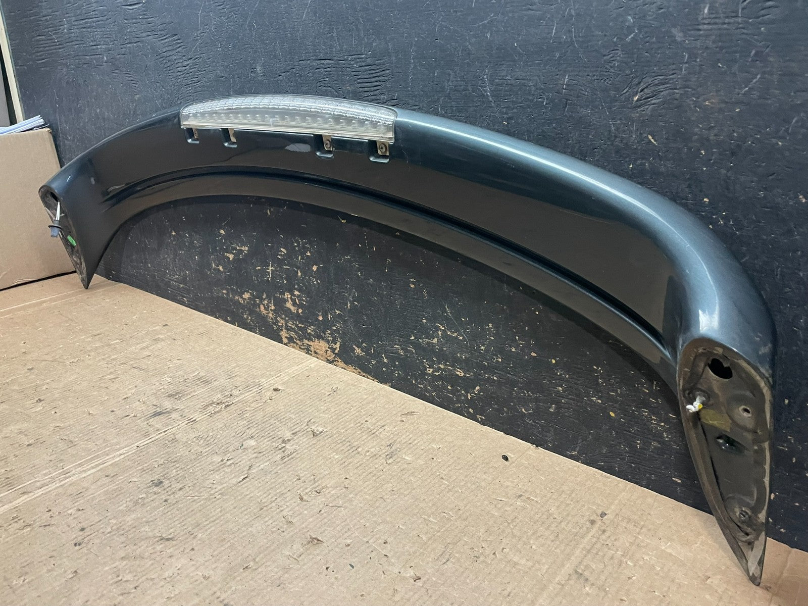 2004 to 2008 Mazda 6 Rear Trunk Lid Tail Gate Lift Gate Spoiler OEM z8111 DG8