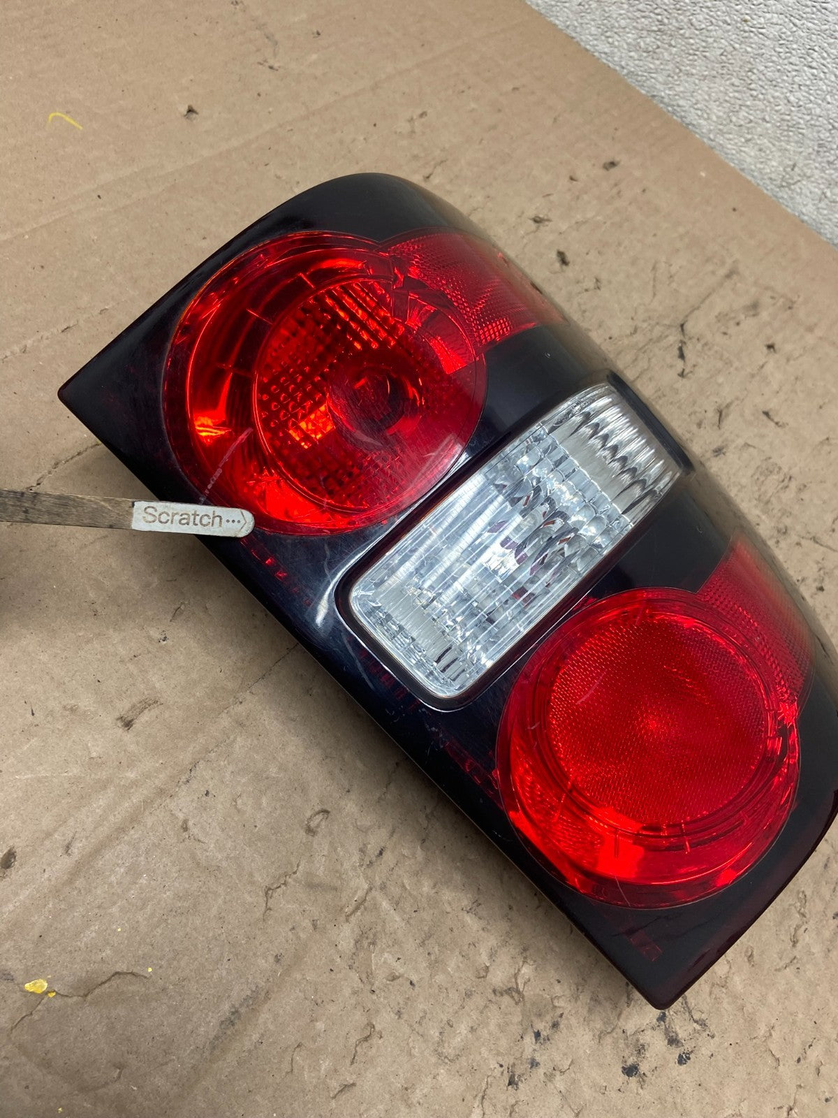 2006 to 2010 Ford Explorer Left Driver Lh Side Tail light R3248 DW4