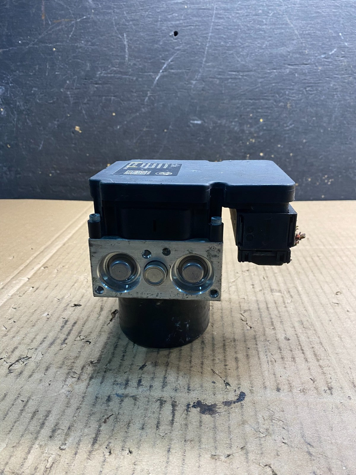 2012 to 2016 BMW 328i ABS Anti-Lock Brake Pump 6862247 OEM AB2729 DG2
