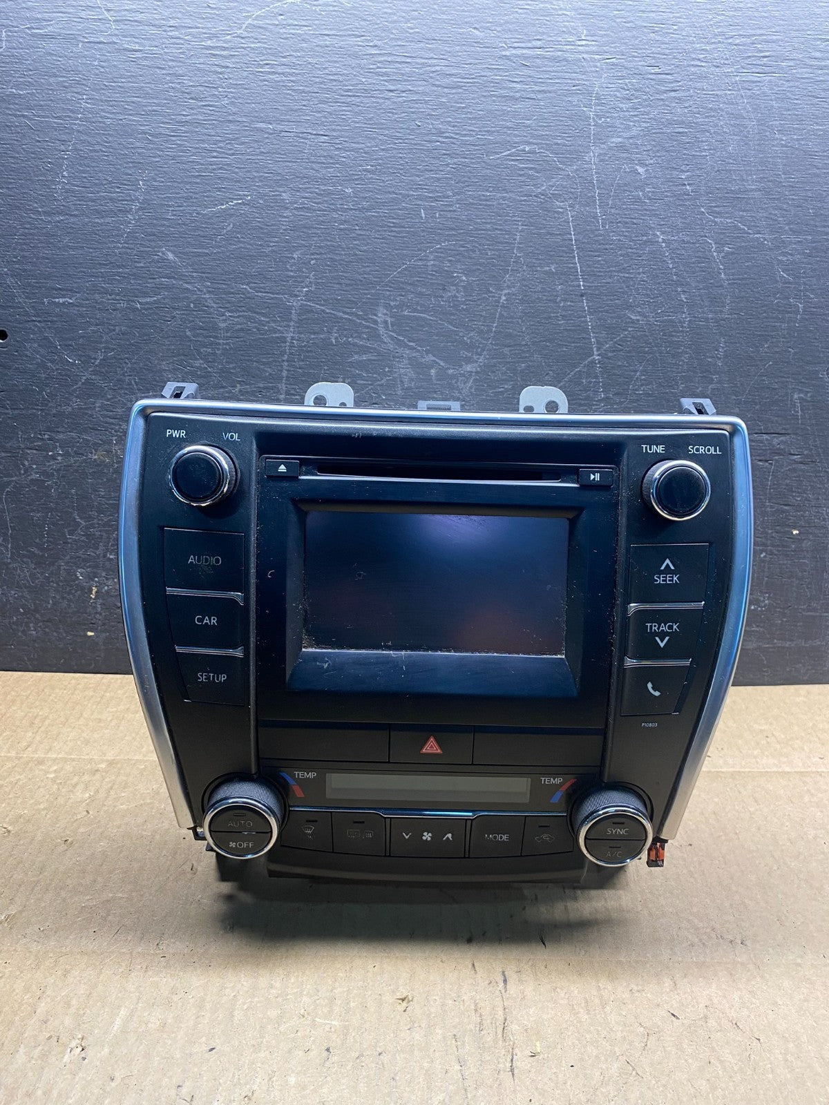 2015-2017 Toyota Camry Radio CD Navigation Screen Display AG7320 DG0
