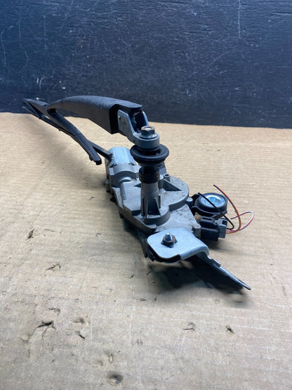 2004 to 2009 Mazda 3 Windshield Rear Wiper Motor ad9838 DG4