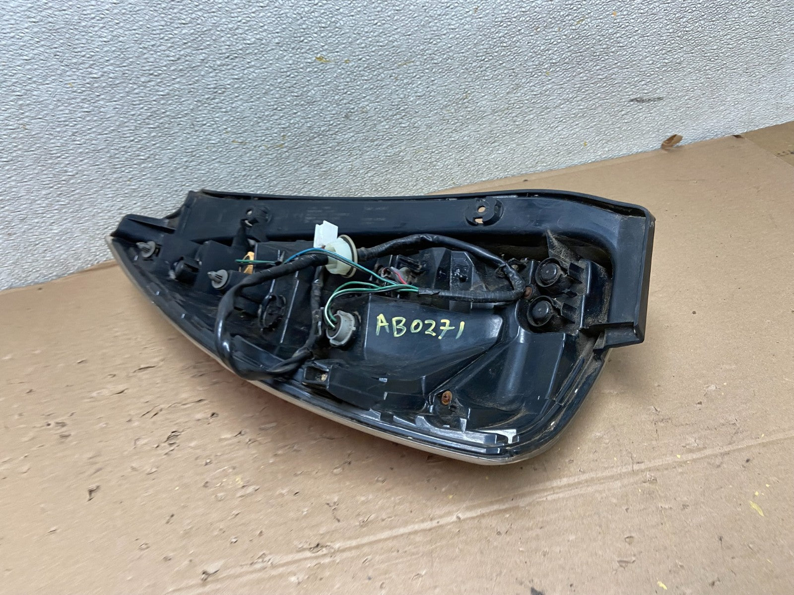 2008 2009 2010 Mazda 5 Right Passenger RH Side Tail Light OEM AB0271 LK5