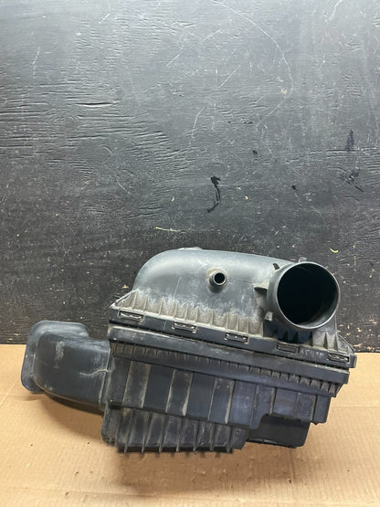 2002-2008 Dodge Ram 1500 5.7L Air Cleaner Filter Box Y1739 DG4