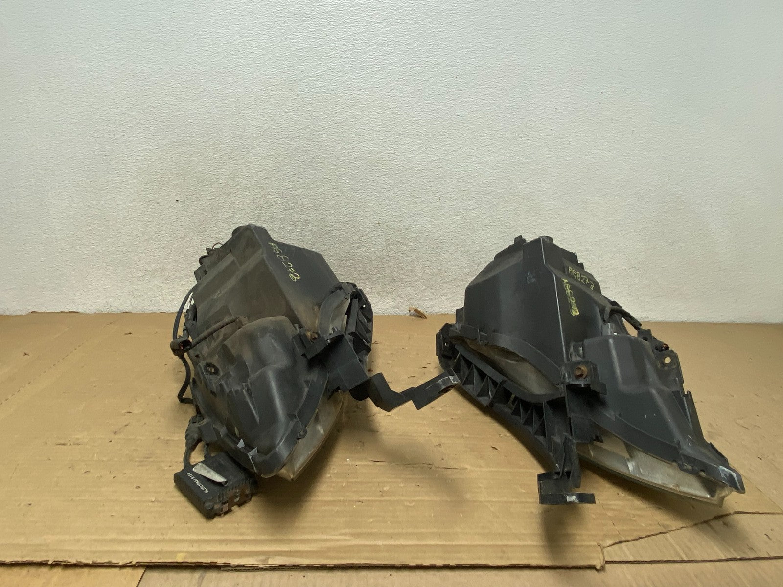 2007 to 2011 Honda CR-V Crv Left+Right Side Headlights Halogen AG8273 DW11