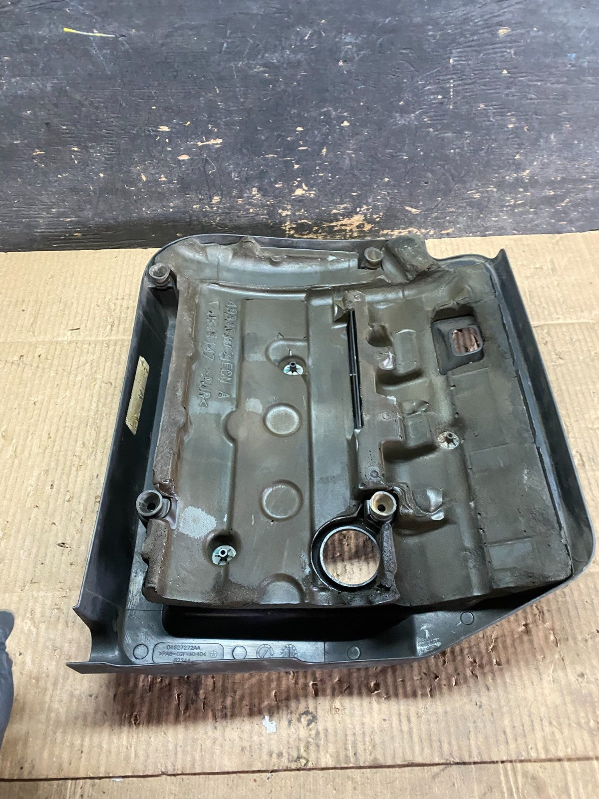 2012 to 2014 Chrysler 200 Engine Cover Top Lid Cover t9470 DG6