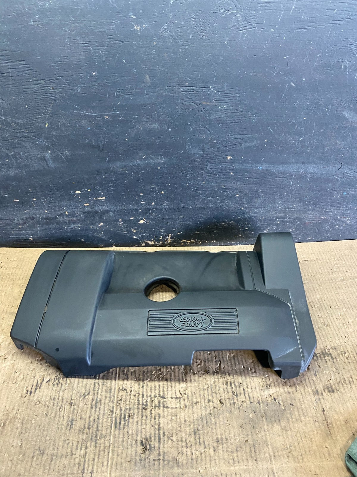 2008 - 2012 Land Rover LR2 3.2L Engine Motor Top Cover Trim Panel R7149 DG0