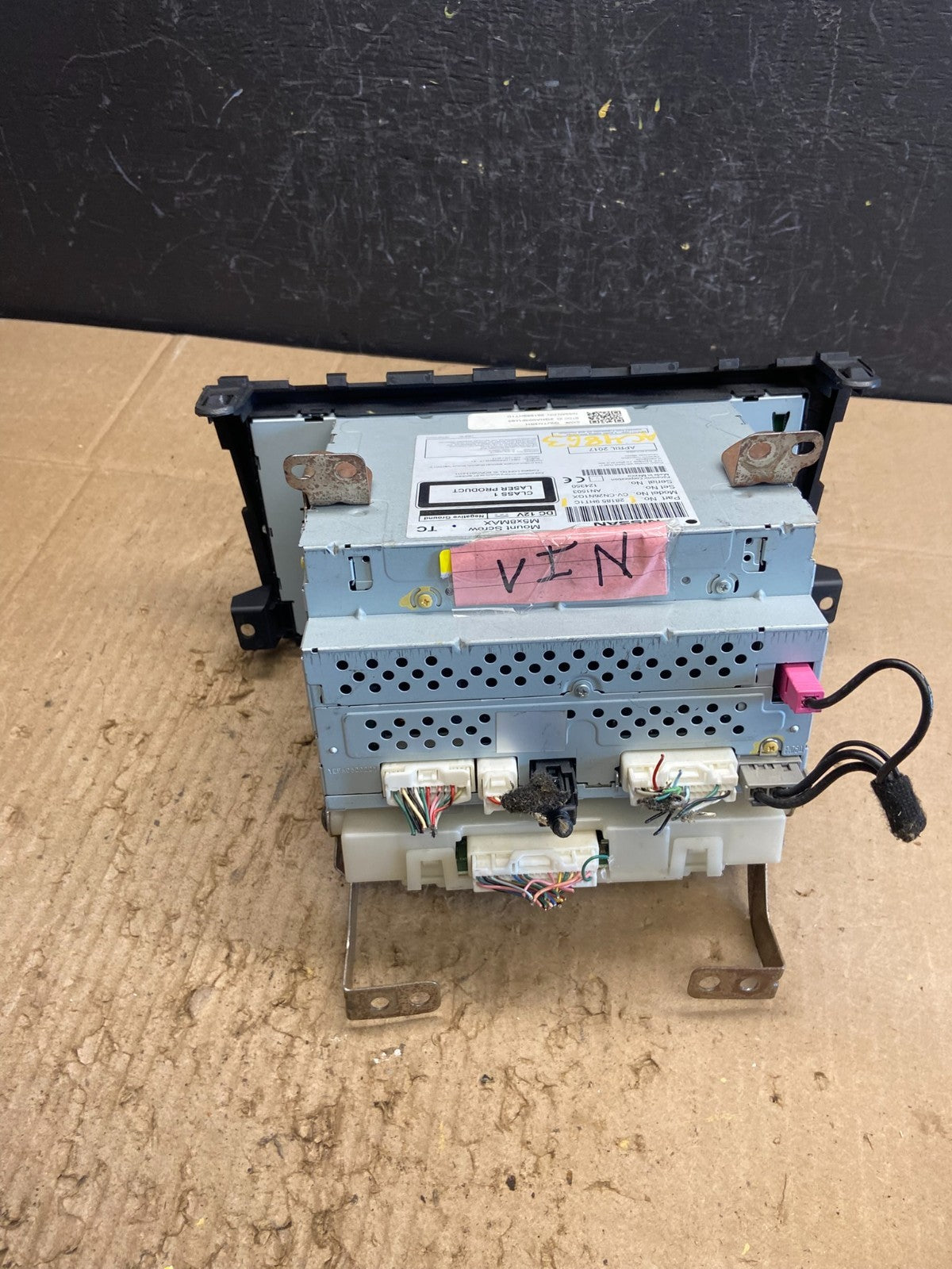 2017 2018 Nissan Altima Radio Screen Receiver AM-FM CD Player OEM ac4863  DG5