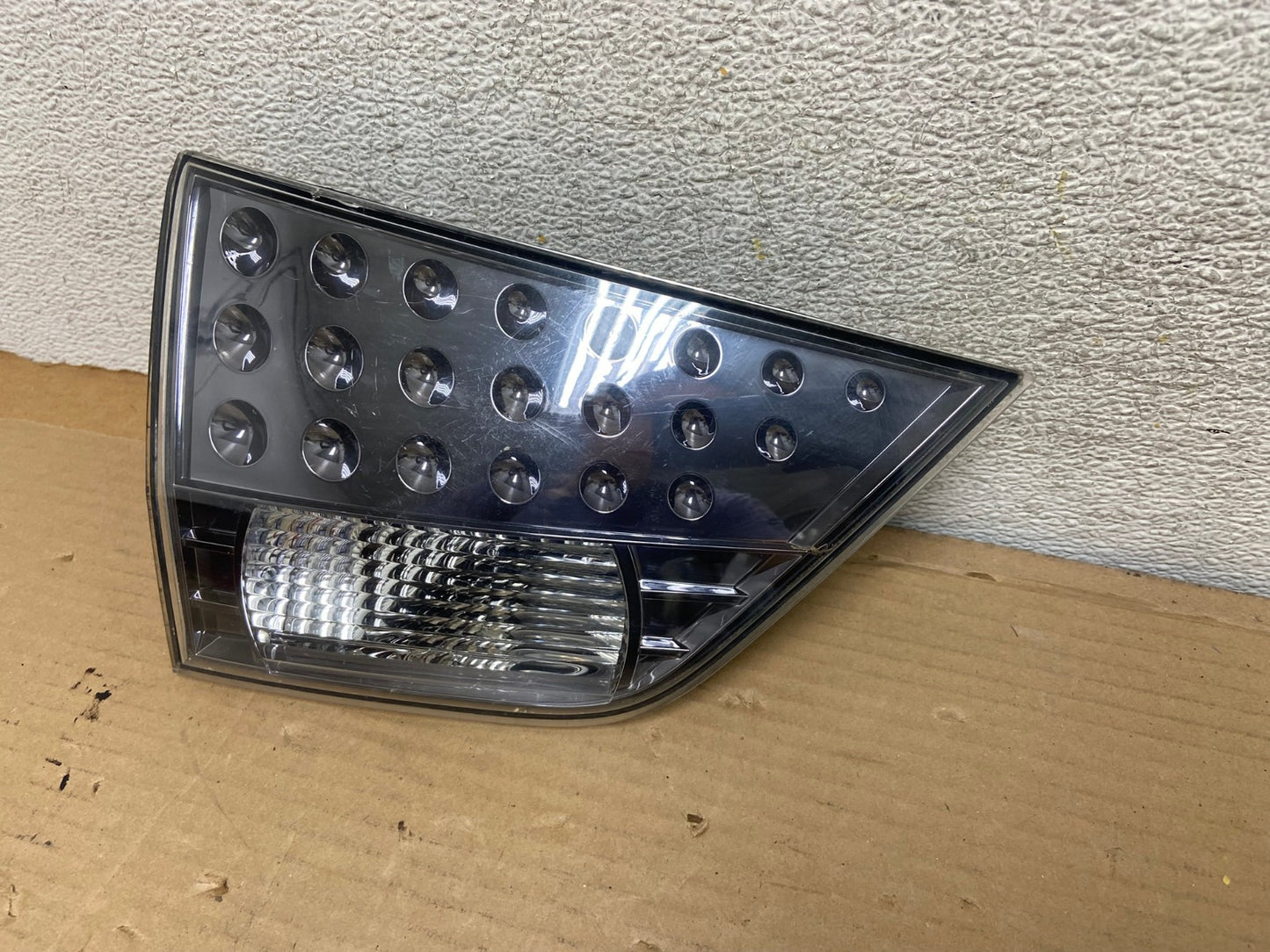 2007 to 2013 Mitsubishi Outlander Left Driver Lh Inner Tail Light AH0604 LK2