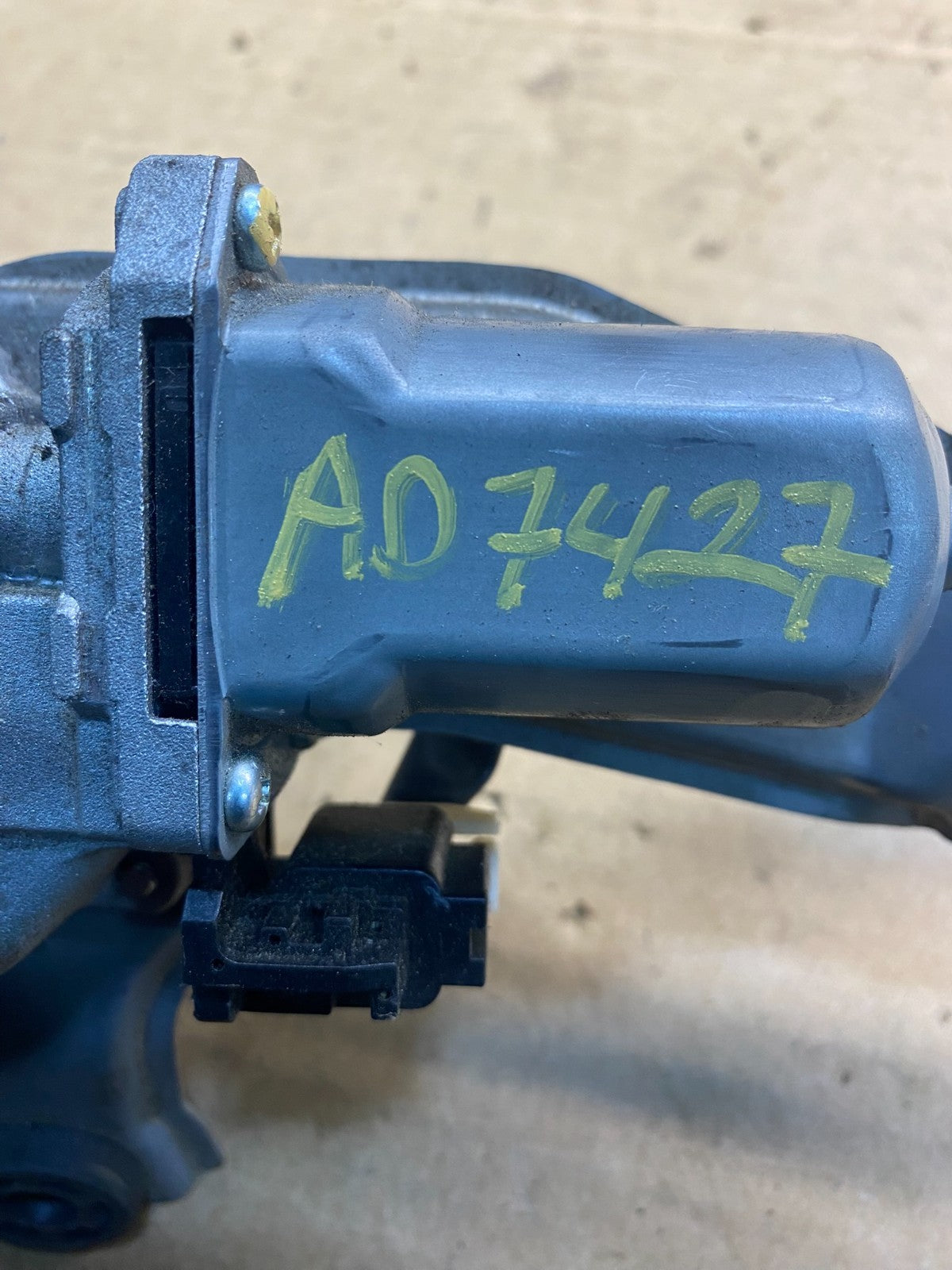2012 to 2017 Mazda 5 Windshield Rear Wiper Motor AD7427 DG6
